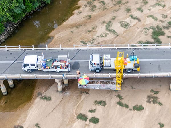 Down Under Bridge Units gallery photo 5