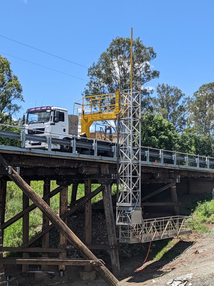 7m - 9m Barin Truck Mounted Platform site photo 5