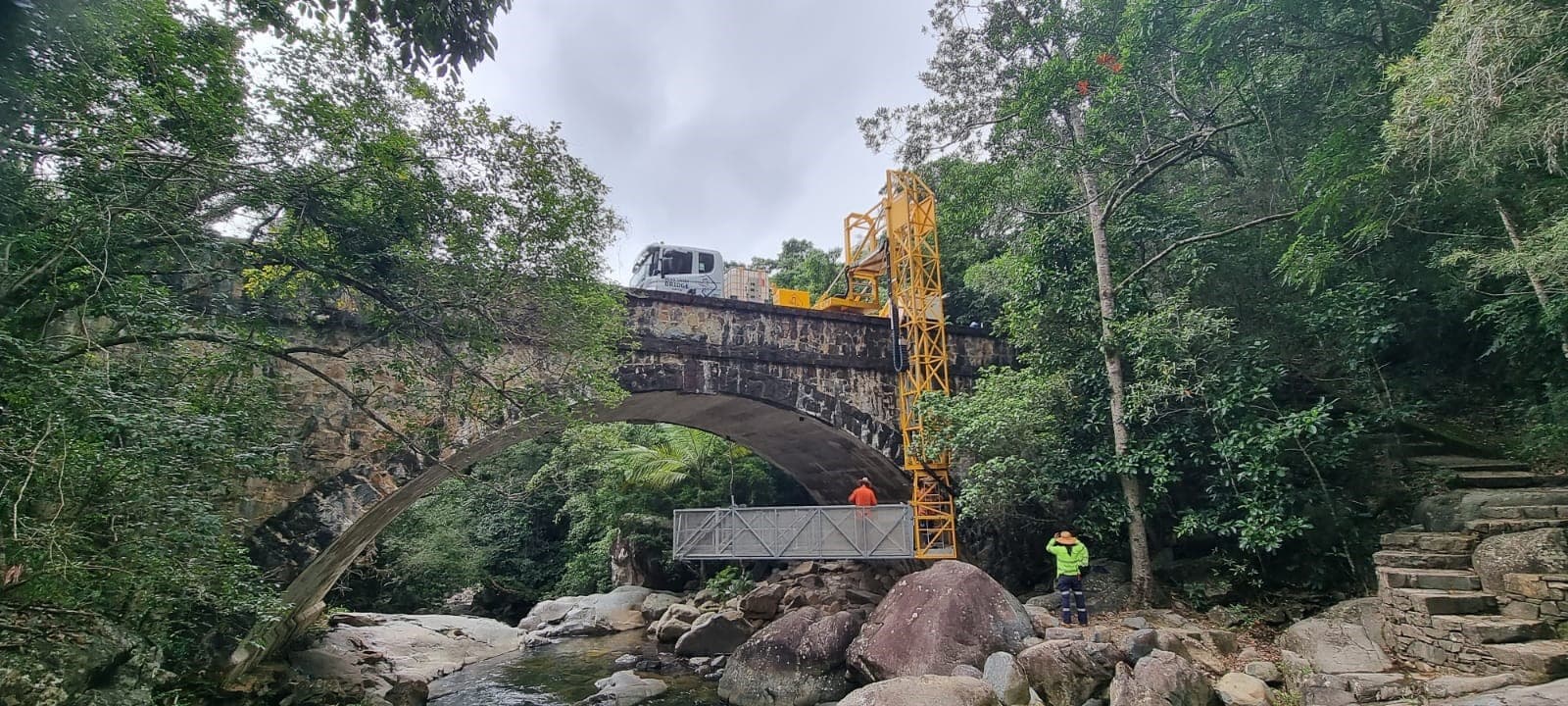Down Under Bridge Units gallery photo 8