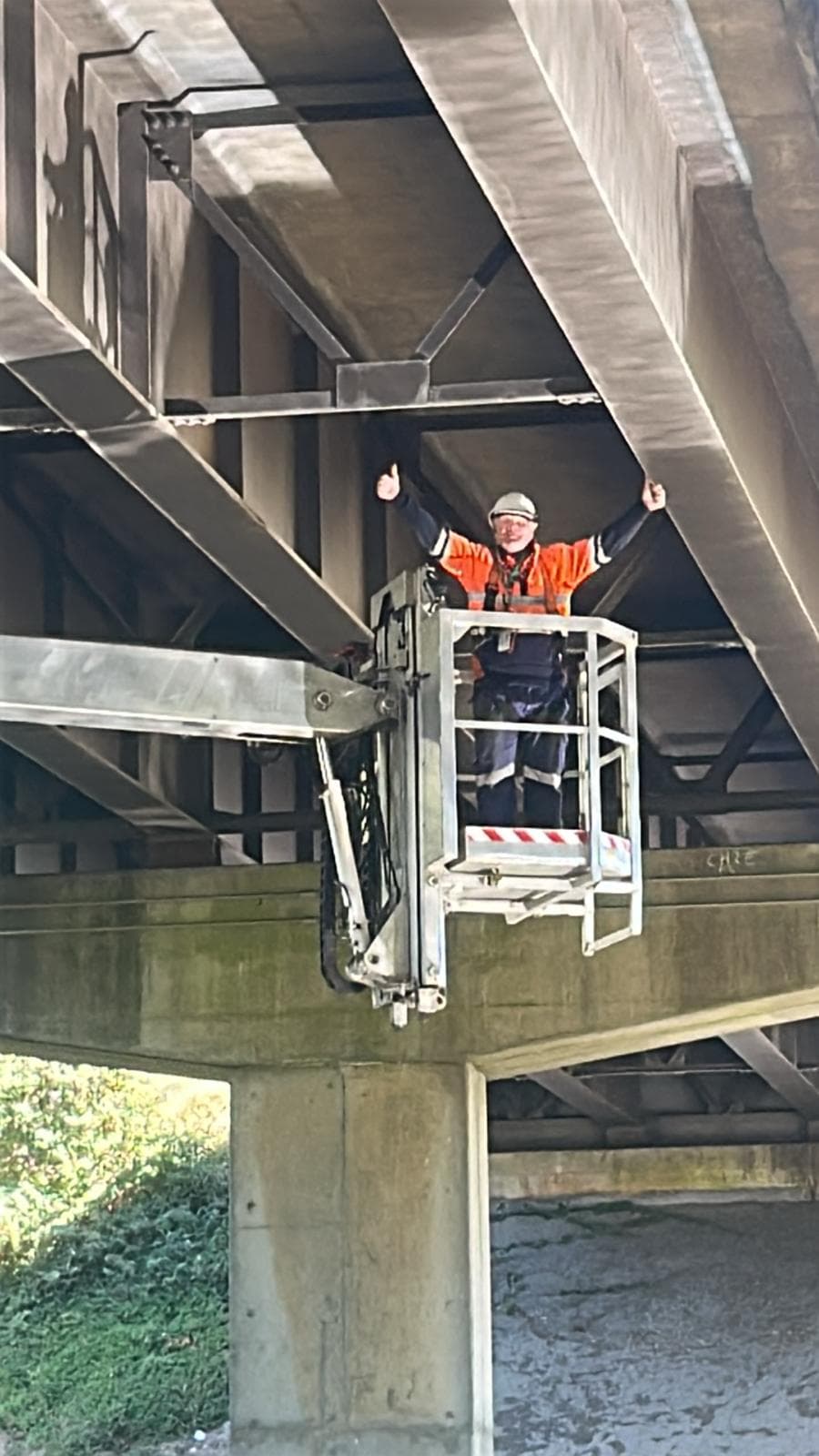 Down Under Bridge Units gallery photo 9